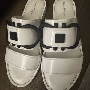 Salvatore Ferragamo White Taryn Sandals with black Geometric Design